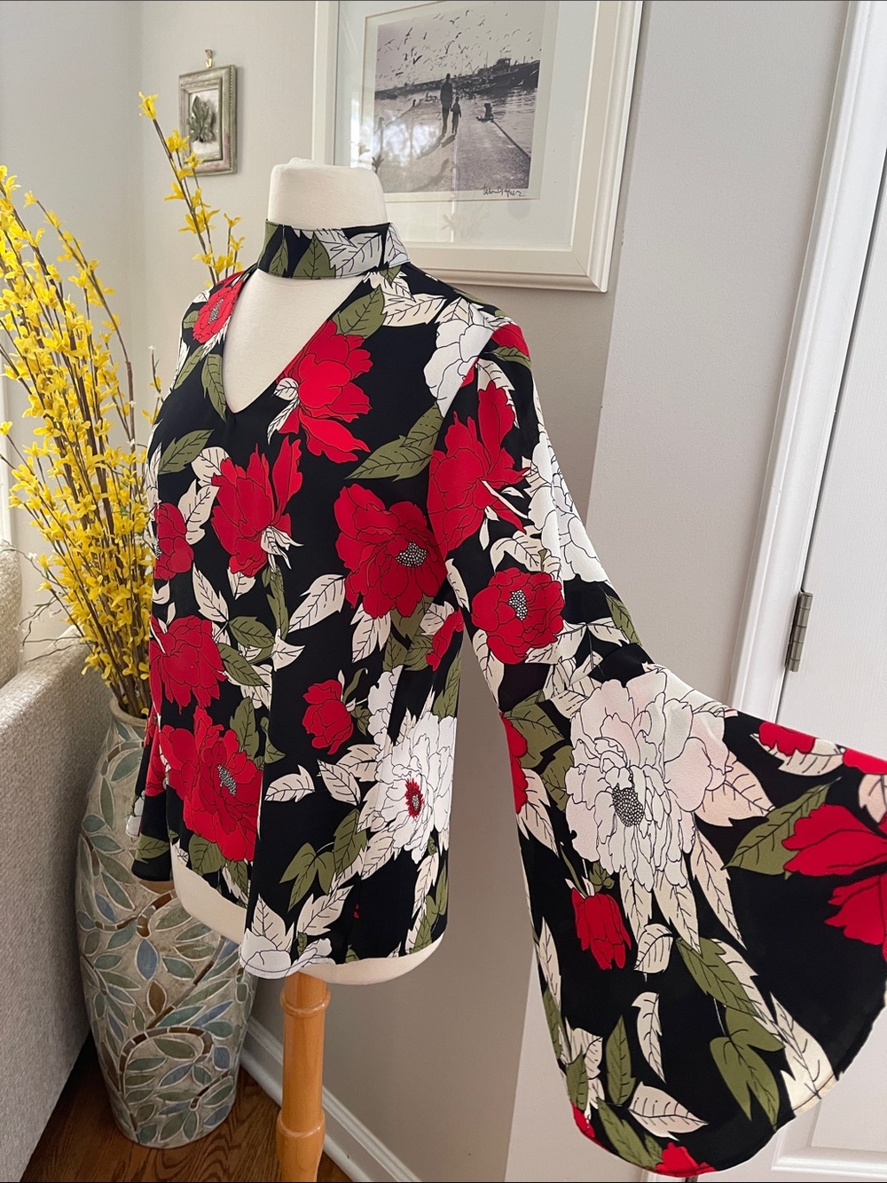 Black Floral Choker Neck Blouse Bell Sleeve Size 38